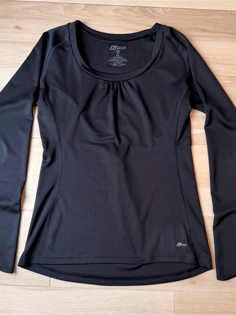 Eddie Bauer Sport Women's Black Long Sleeve Performance Workout Top